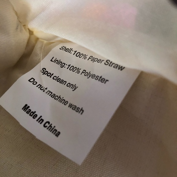 Women’s Clutch - Picture 10 of 11